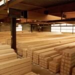 High Quality Solid Wood Board KD Edged Boards Timber Solid Wood Boards Lumber KD 3-6 M Long For Construction, Good Quality Pine Wood Lumber 4×2 Pine Timber For Construction